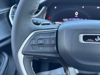 2024 Jeep Grand Cherokee Laredo X 4x4