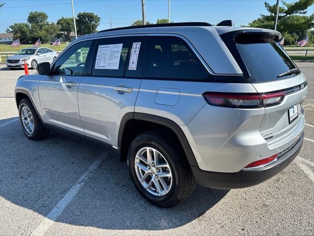 2024 Jeep Grand Cherokee Laredo X 4x4