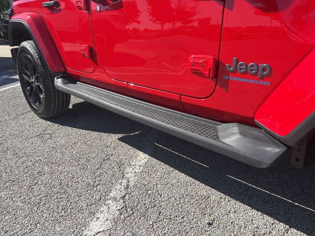 2025 Jeep Wrangler Sahara 4xe