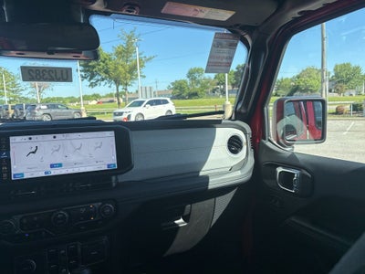 2025 Jeep Wrangler Sahara 4xe