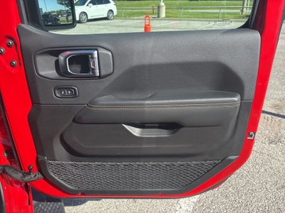 2025 Jeep Wrangler Sahara 4xe