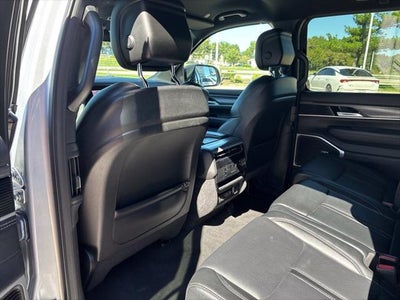 2024 Jeep Wagoneer L Series II 4x4