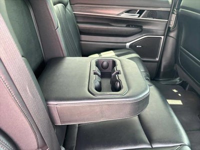 2024 Jeep Wagoneer L Series II 4x4