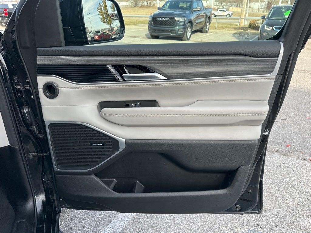 2024 Jeep Wagoneer L Series II