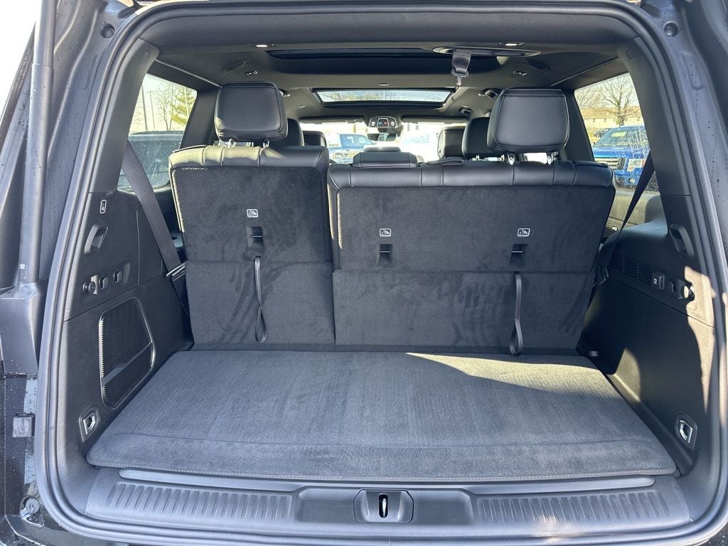 2024 Jeep Wagoneer Base