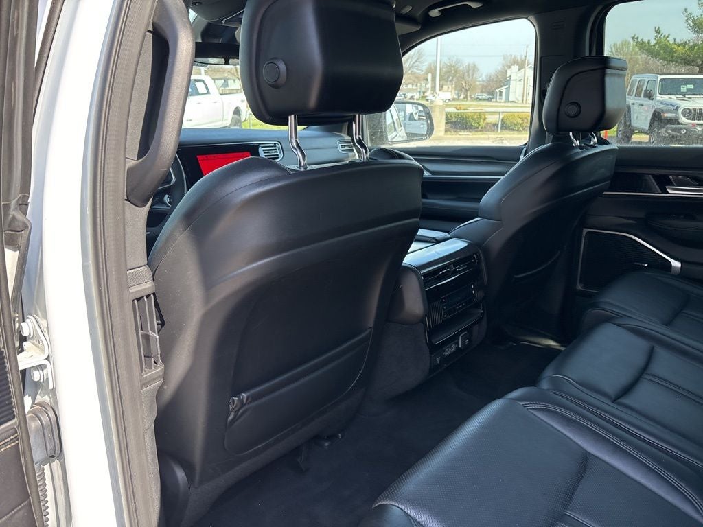 2023 Jeep Wagoneer Series III