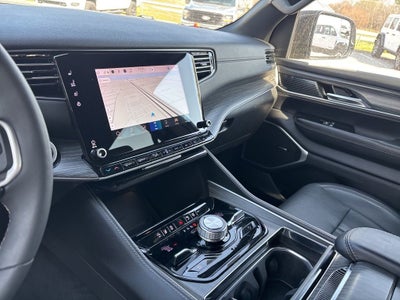 2023 Jeep Wagoneer Series III