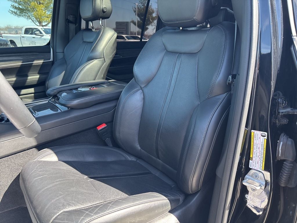 2022 Jeep Wagoneer Series III