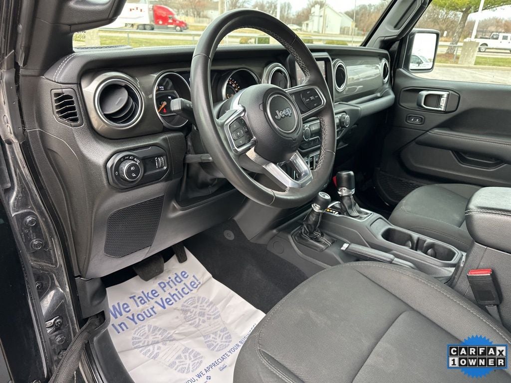 2023 Jeep Gladiator Overland