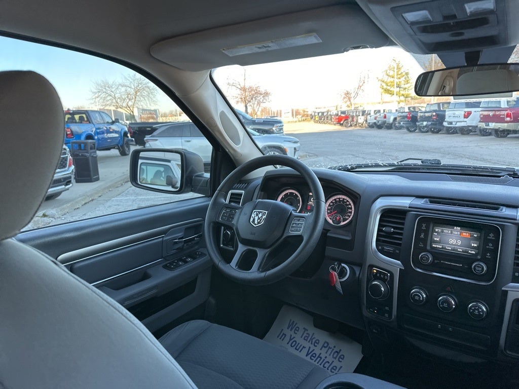 2017 RAM 1500 SLT