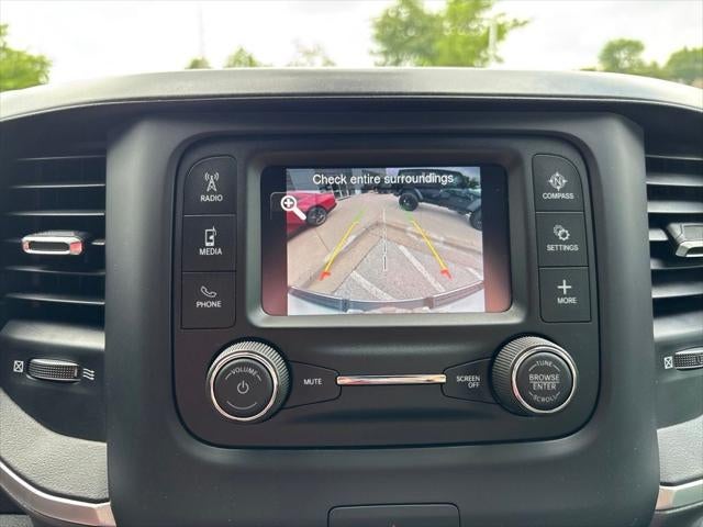 2023 RAM 1500 Big Horn Crew Cab 4x4 5'7' Box