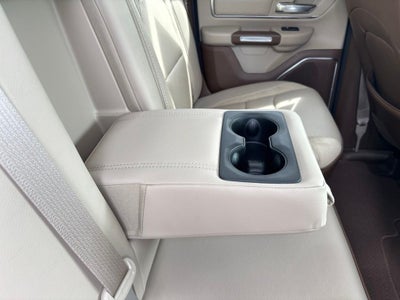 2020 RAM 1500 Laramie Quad Cab 4x4 6'4' Box