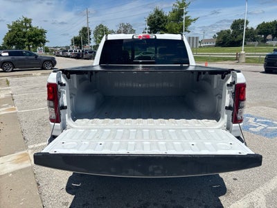 2020 RAM 1500 Big Horn Crew Cab 4x4 5'7' Box