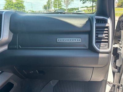 2020 RAM 1500 Big Horn Crew Cab 4x4 5'7' Box
