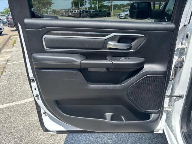 2020 RAM 1500 Big Horn Crew Cab 4x4 5'7' Box