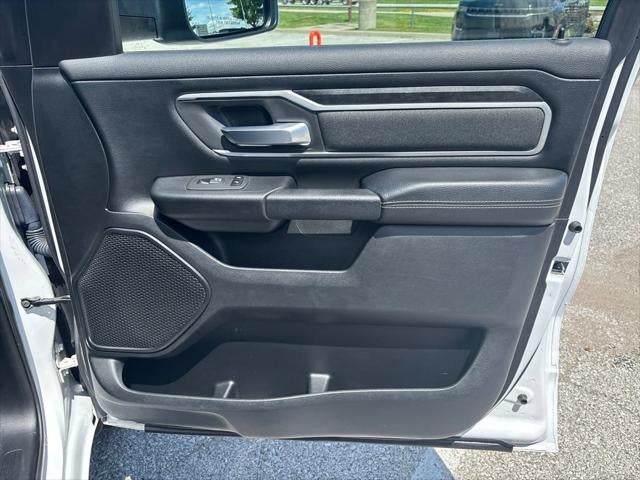 2020 RAM 1500 Big Horn Crew Cab 4x4 5'7' Box