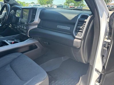 2020 RAM 1500 Big Horn Crew Cab 4x4 5'7' Box