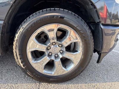 2020 RAM 1500 Big Horn Crew Cab 4x4 5'7' Box