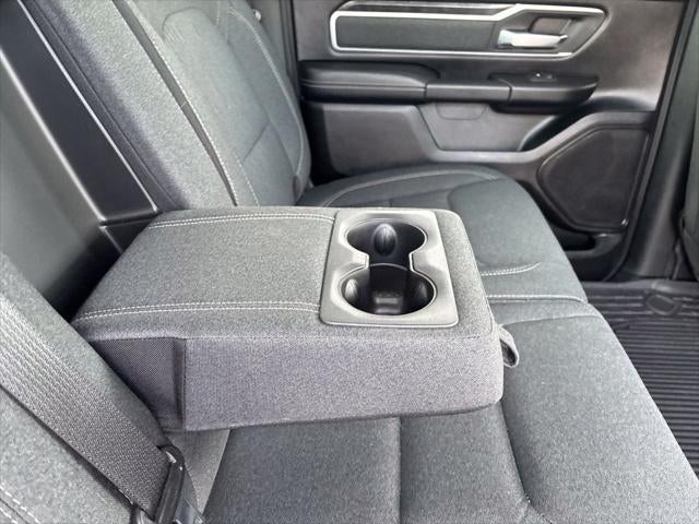 2020 RAM 1500 Big Horn Crew Cab 4x4 5'7' Box