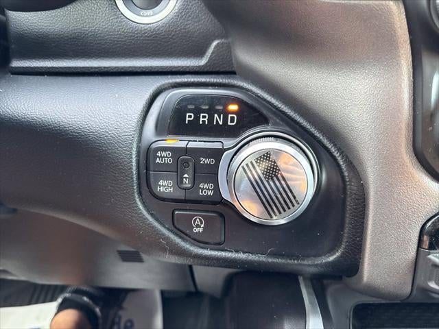 2020 RAM 1500 Big Horn Crew Cab 4x4 5'7' Box