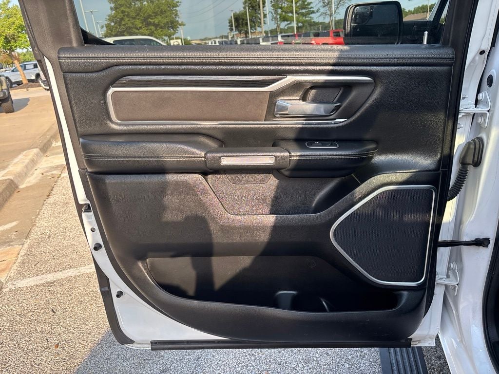 2023 RAM 1500 Laramie Crew Cab 4x4 5'7' Box