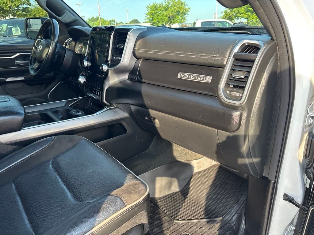 2023 RAM 1500 Laramie Crew Cab 4x4 5'7' Box