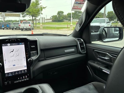2023 RAM 1500 Laramie Crew Cab 4x4 5'7' Box