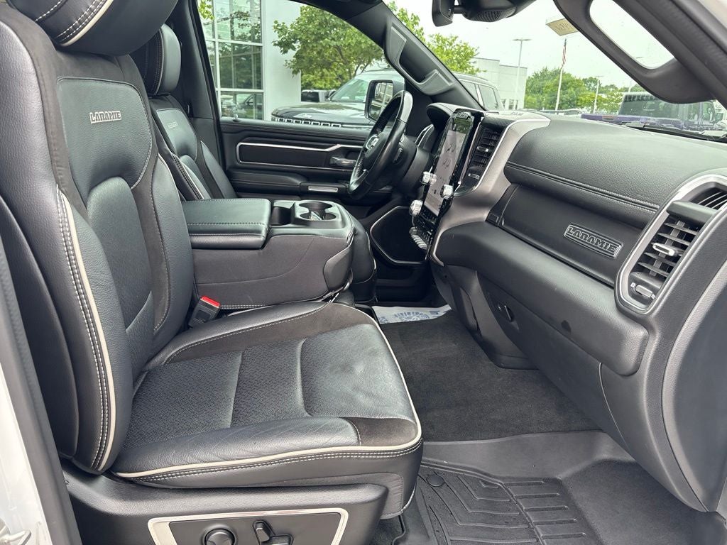 2023 RAM 1500 Laramie Crew Cab 4x4 5'7' Box