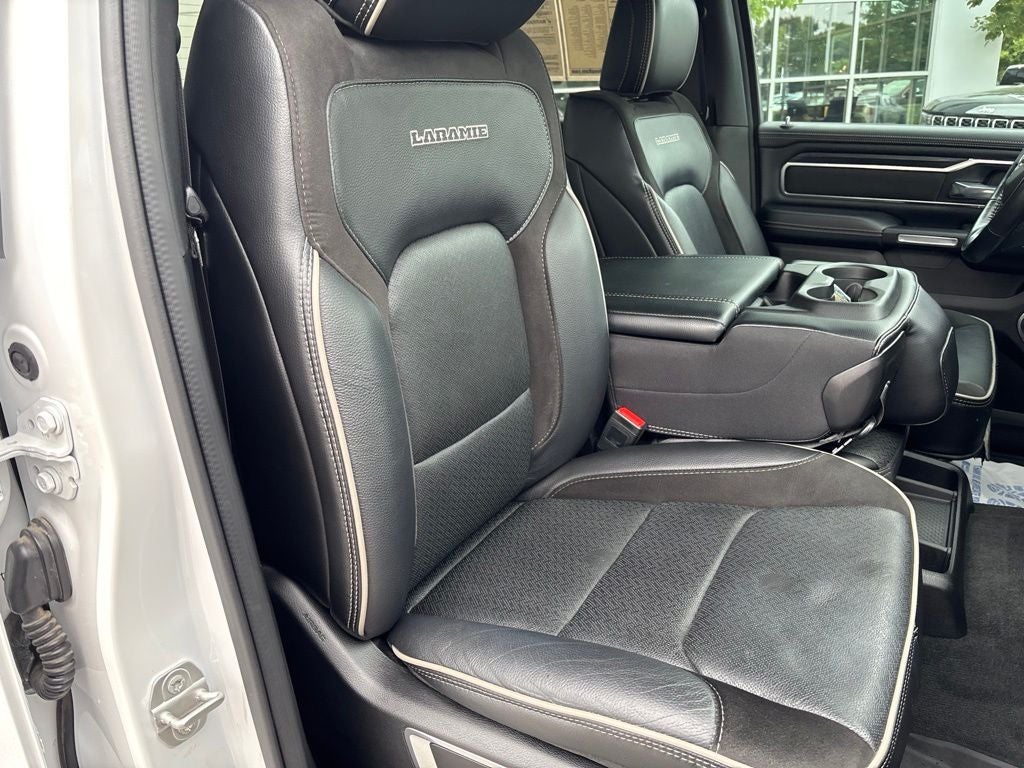 2023 RAM 1500 Laramie Crew Cab 4x4 5'7' Box