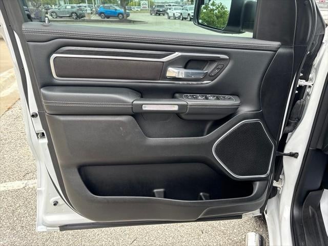 2023 RAM 1500 Laramie Crew Cab 4x4 5'7' Box
