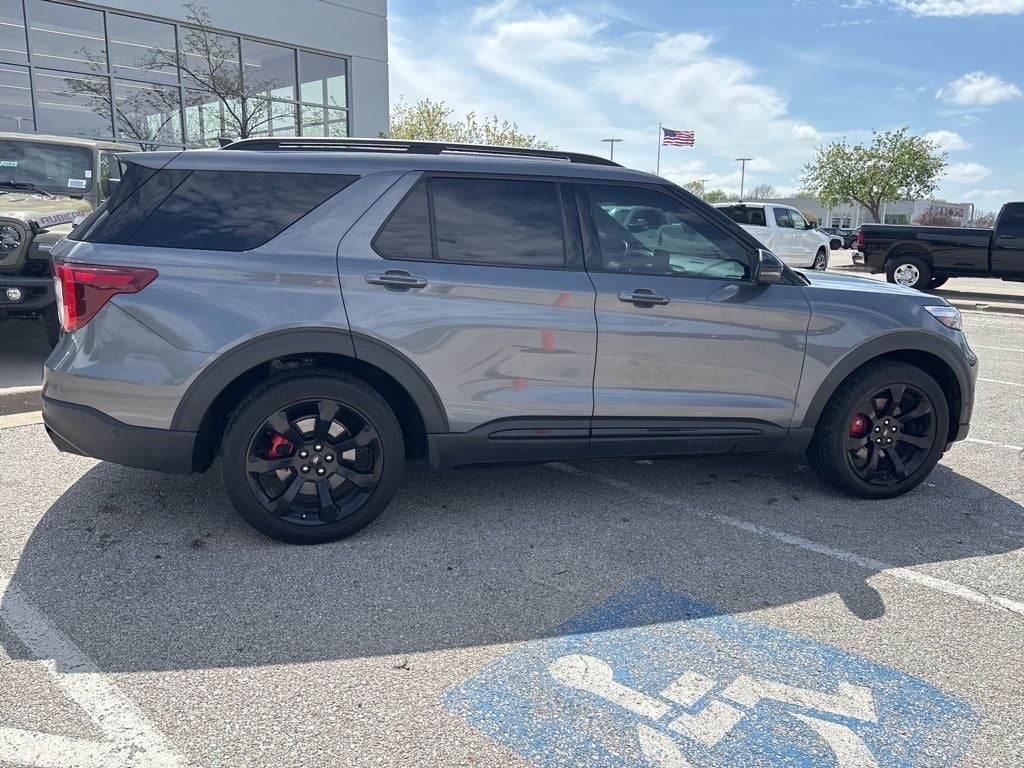 2021 Ford Explorer ST