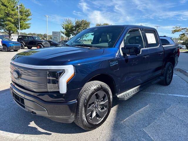 2024 Ford F-150 Lightning LARIAT