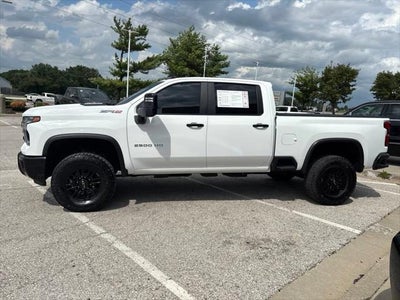 2024 Chevrolet Silverado 2500HD 4WD Crew Cab Standard Bed ZR2