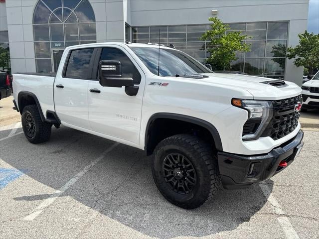 2024 Chevrolet Silverado 2500HD 4WD Crew Cab Standard Bed ZR2