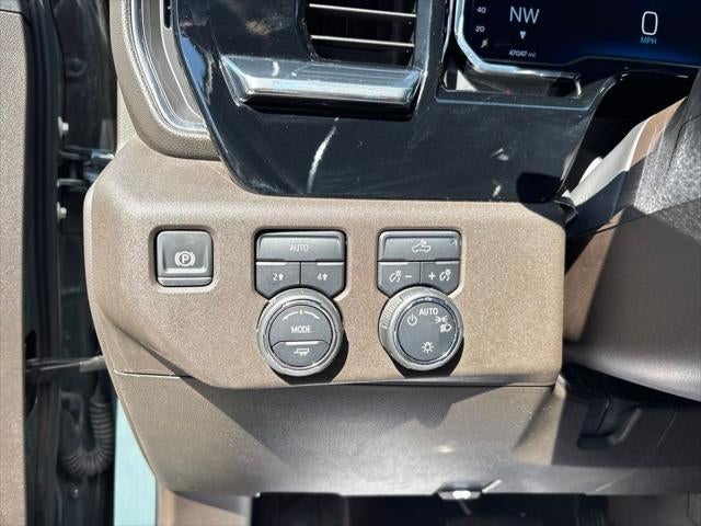 2025 Chevrolet Silverado 1500 4WD Crew Cab Standard Bed LT