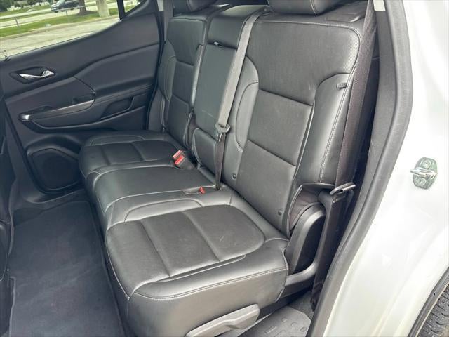 2023 GMC Acadia FWD SLT
