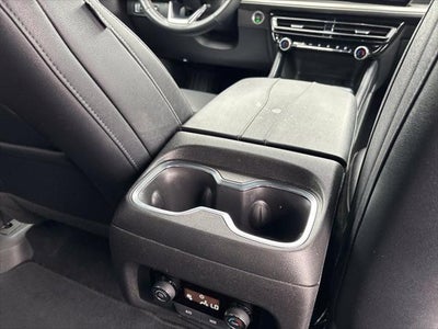 2025 Chevrolet Traverse FWD LT