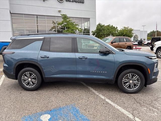 2025 Chevrolet Traverse FWD LT