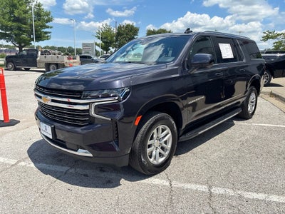 2024 Chevrolet Suburban LT