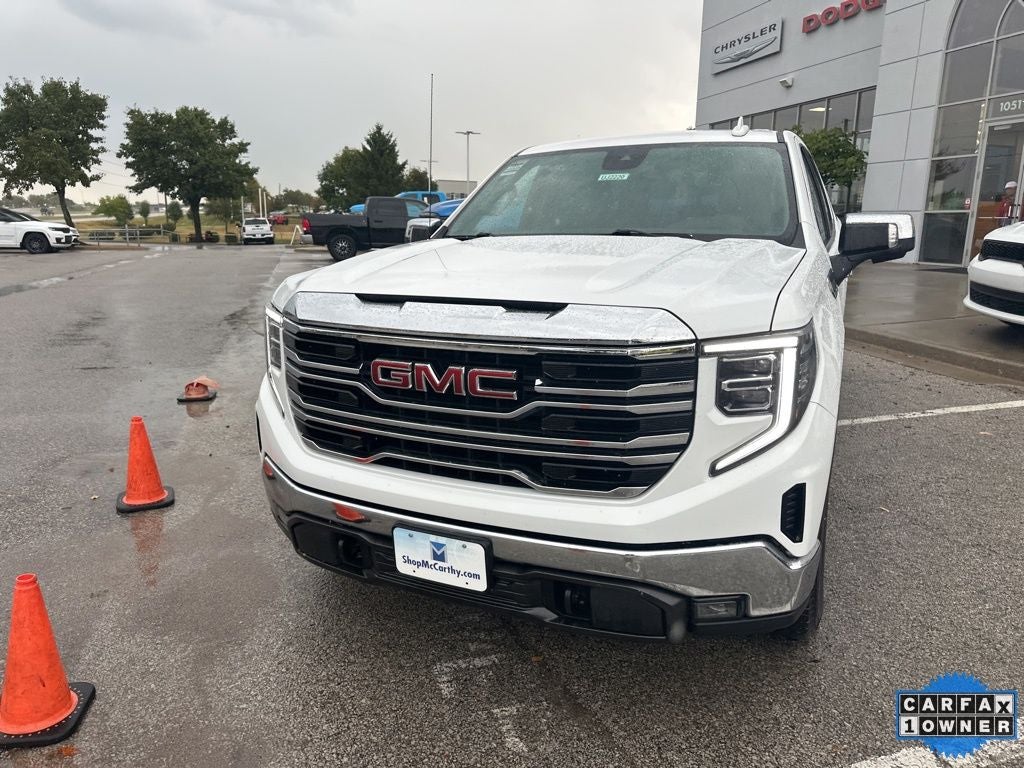 2024 GMC Sierra 1500 SLT