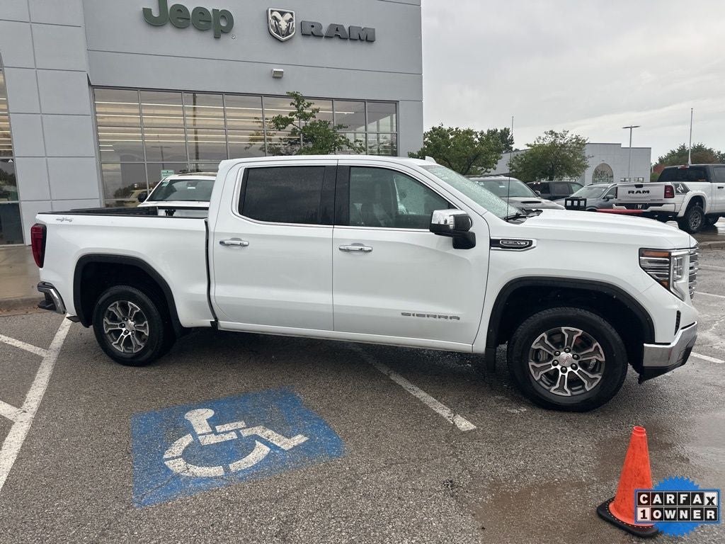 2024 GMC Sierra 1500 SLT