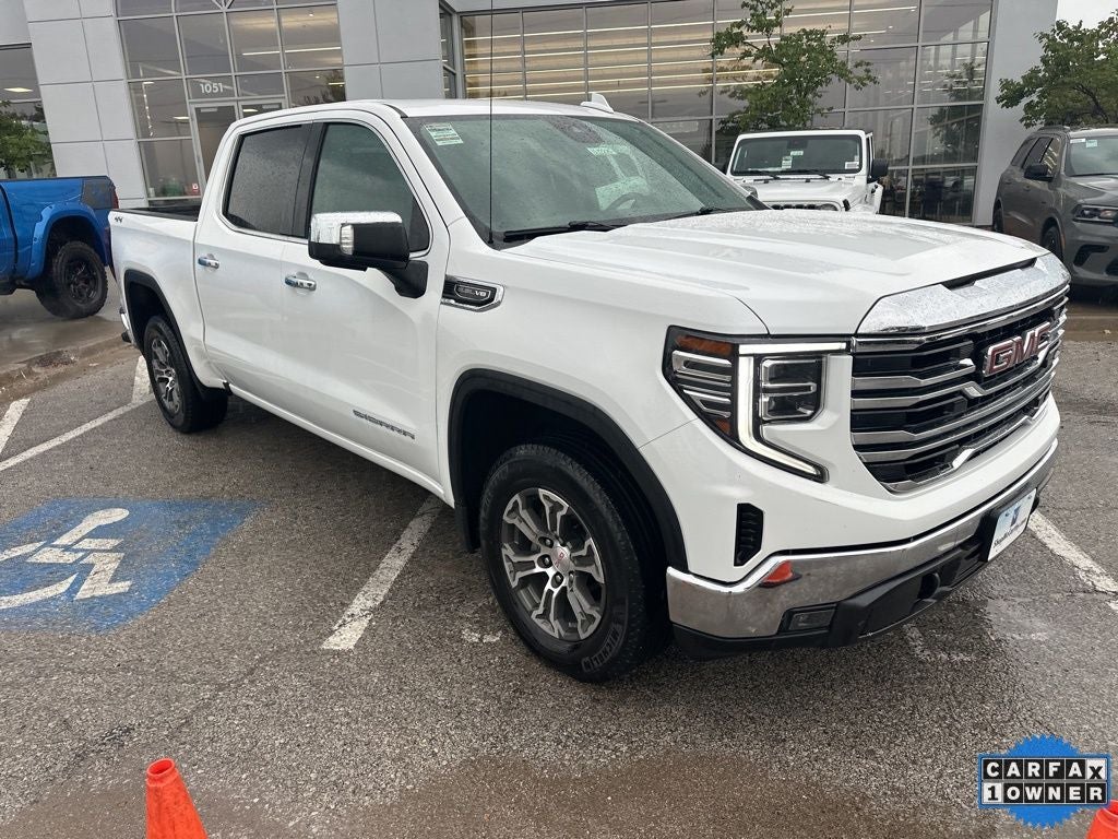2024 GMC Sierra 1500 SLT
