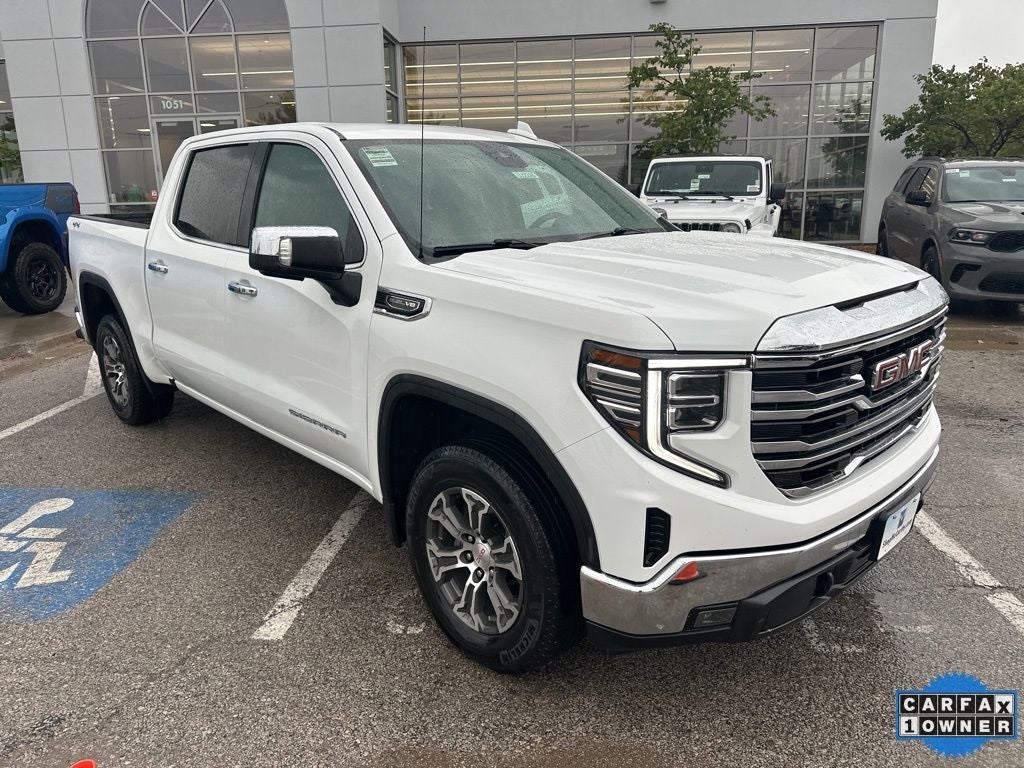 2024 GMC Sierra 1500 SLT