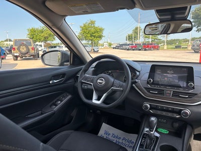 2025 Nissan Altima SV FWD