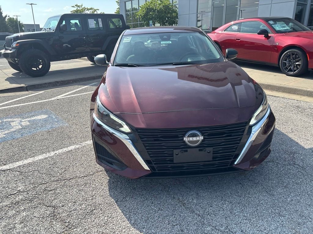 2025 Nissan Altima SV FWD