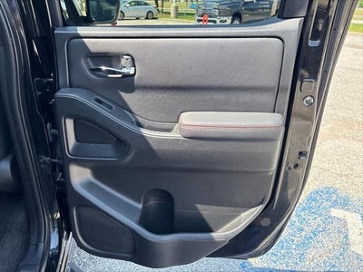 2023 Nissan Frontier Crew Cab PRO-4X 4x4