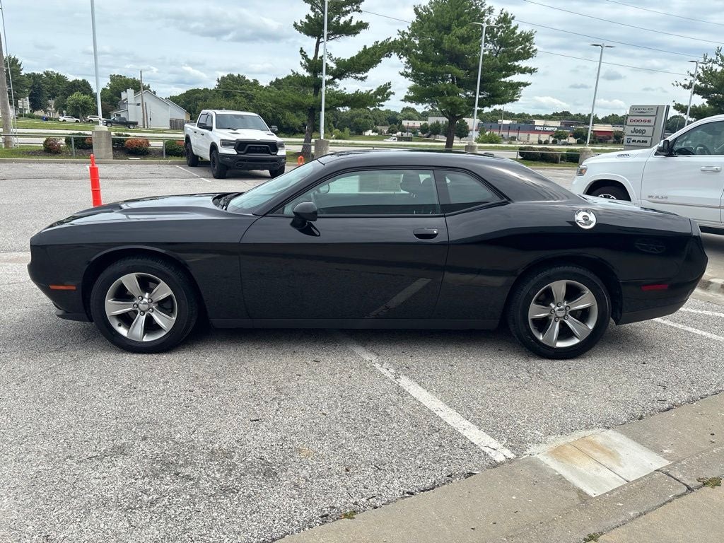 2015 Dodge Challenger SXT