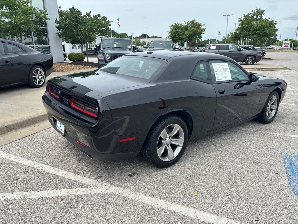 2015 Dodge Challenger SXT