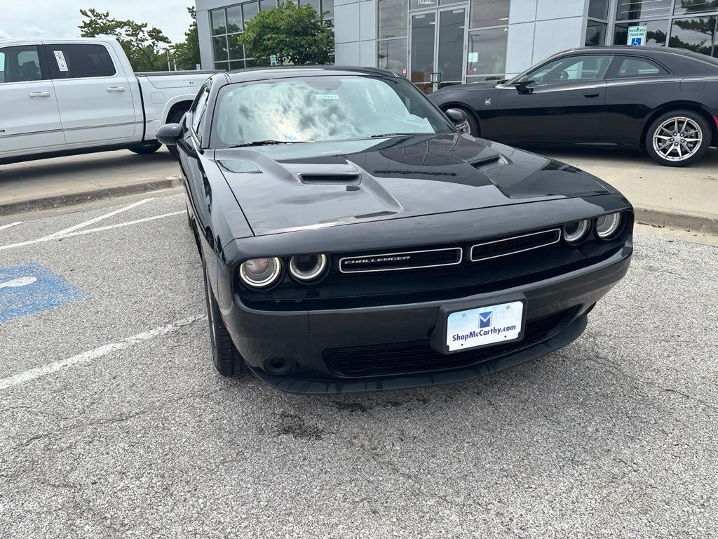 2015 Dodge Challenger SXT