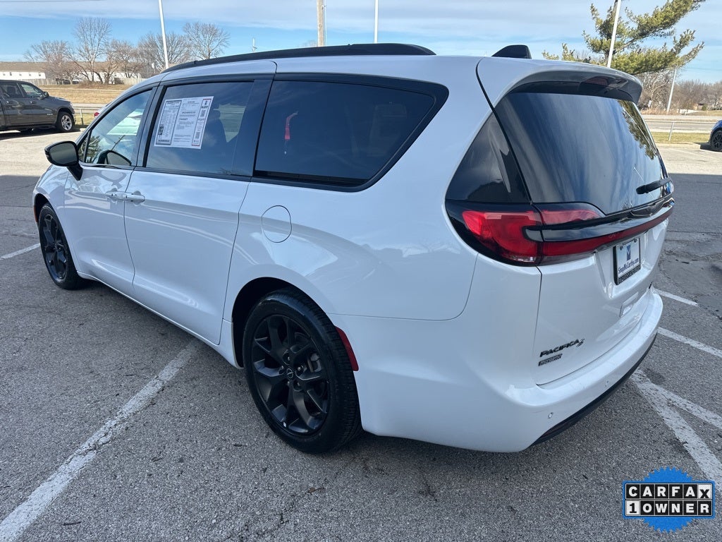 2025 Chrysler Pacifica Limited
